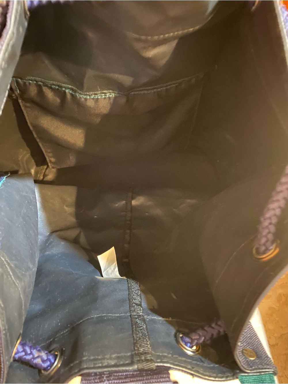 Sebago Green Drawstring Backpack with Navy Trim - Picture 6 of 7